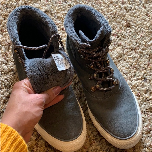 Converse - Picture 6 of 7